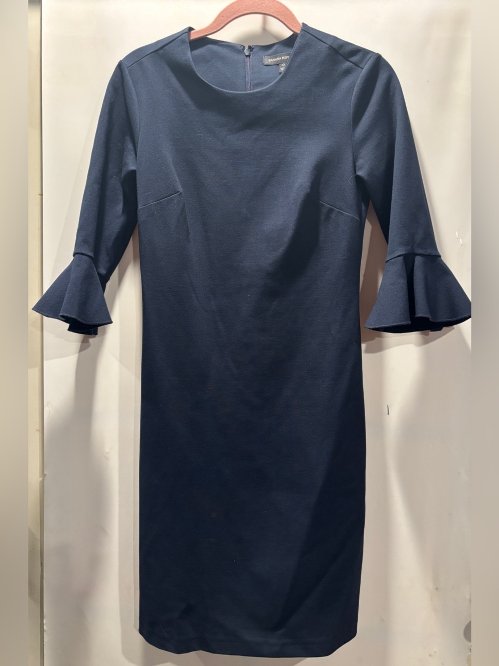 Banana republic bell sleeve sheath dress ponte knit stretch navy blue size 0